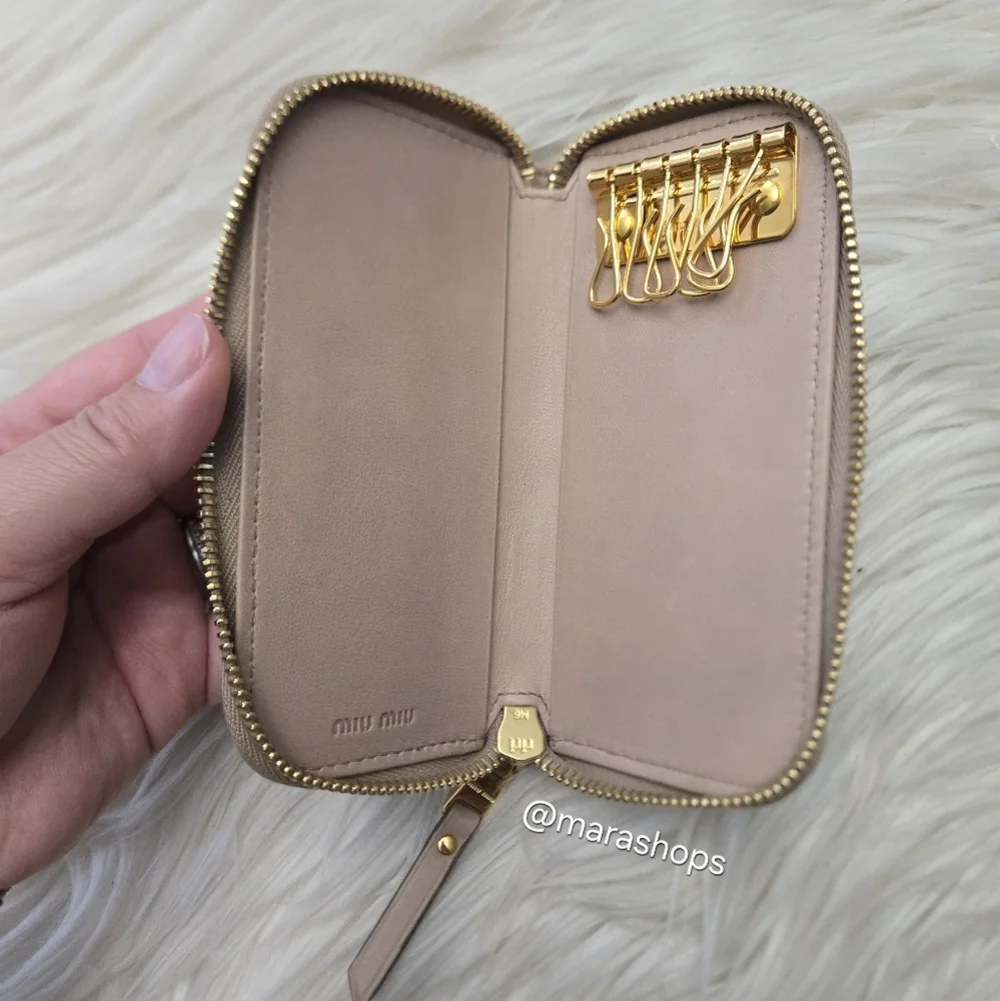 Miu Miu Matelassé Leather Zip Around Key Case